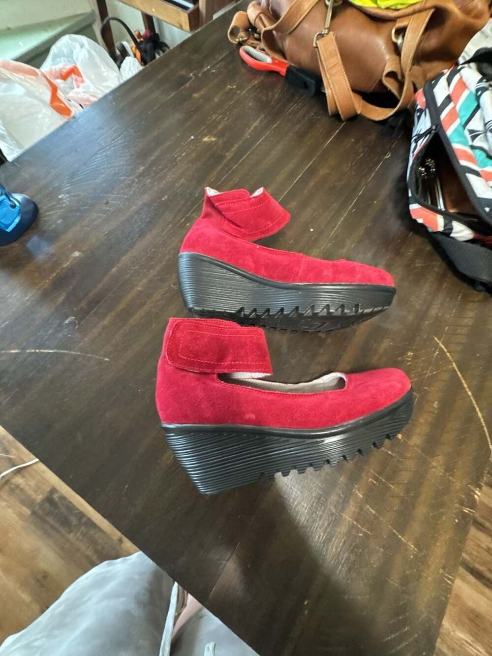 Size 37 Bernie Mev Red Suede Wedge Heel Ankle Strap Shoes Size 37 - Picture 2 of 5
